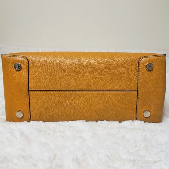 Michael Kors Large Mercer Convtertable Merigold Tote W/ Crossbody Strap - Picture 11 of 16